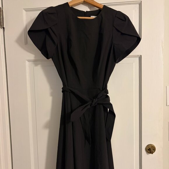 NWT Calvin Klein Black Athletic Stretch Black Dress Size 4 - Picture 1 of 3